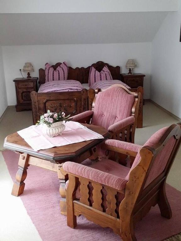 Gast- Und Pensionhaus Zur Linde Staufenberg (Lower-Saxony) Room photo